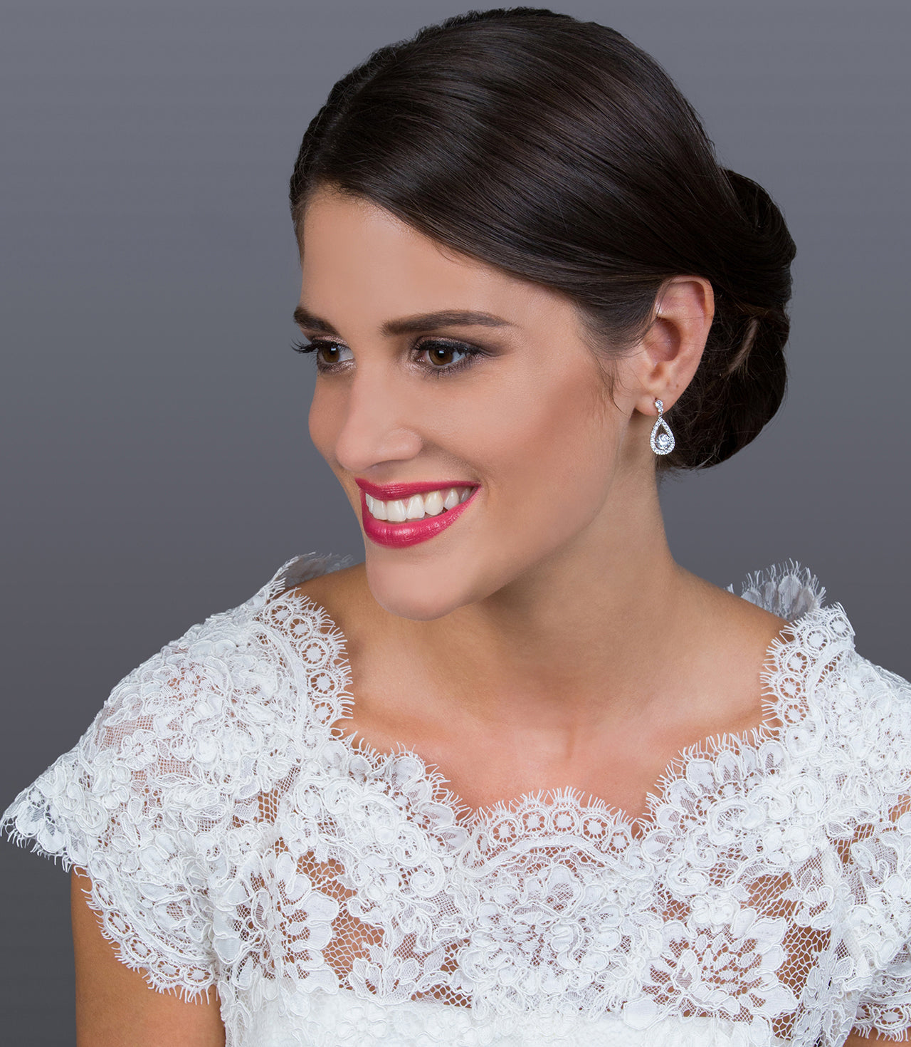 Gloria Hope Earrings With White Zircons