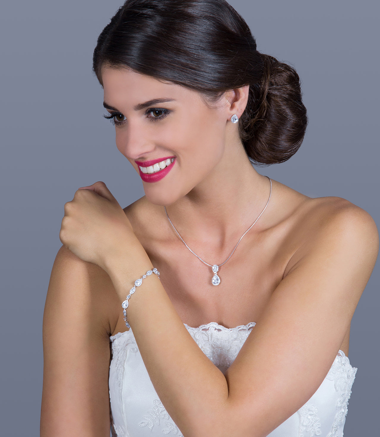 Gloria Hope Jewelry Set With White Zircons