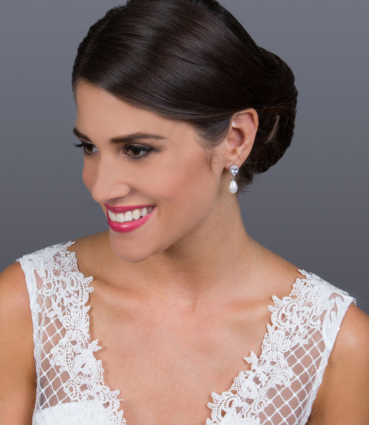 Gloria Hope Earrings With White Zircons And Pearl